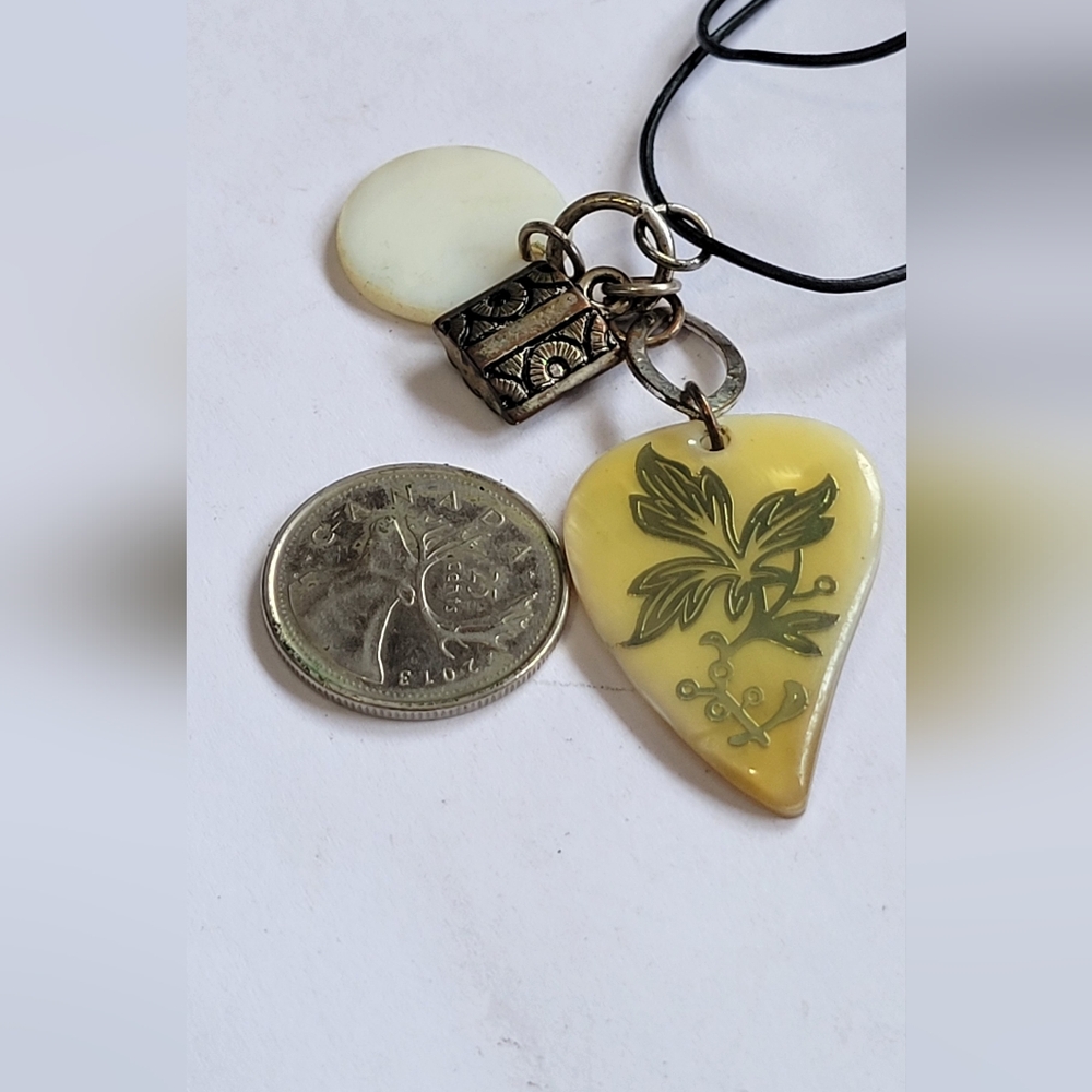 Corded Yellow Leaf Pendant Necklace 16"